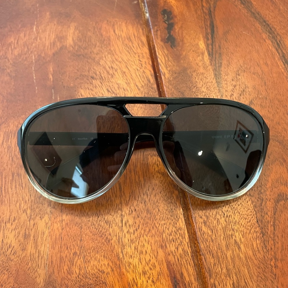 Costa Mauritius Aviator Sunglasses (Prescription) and Case